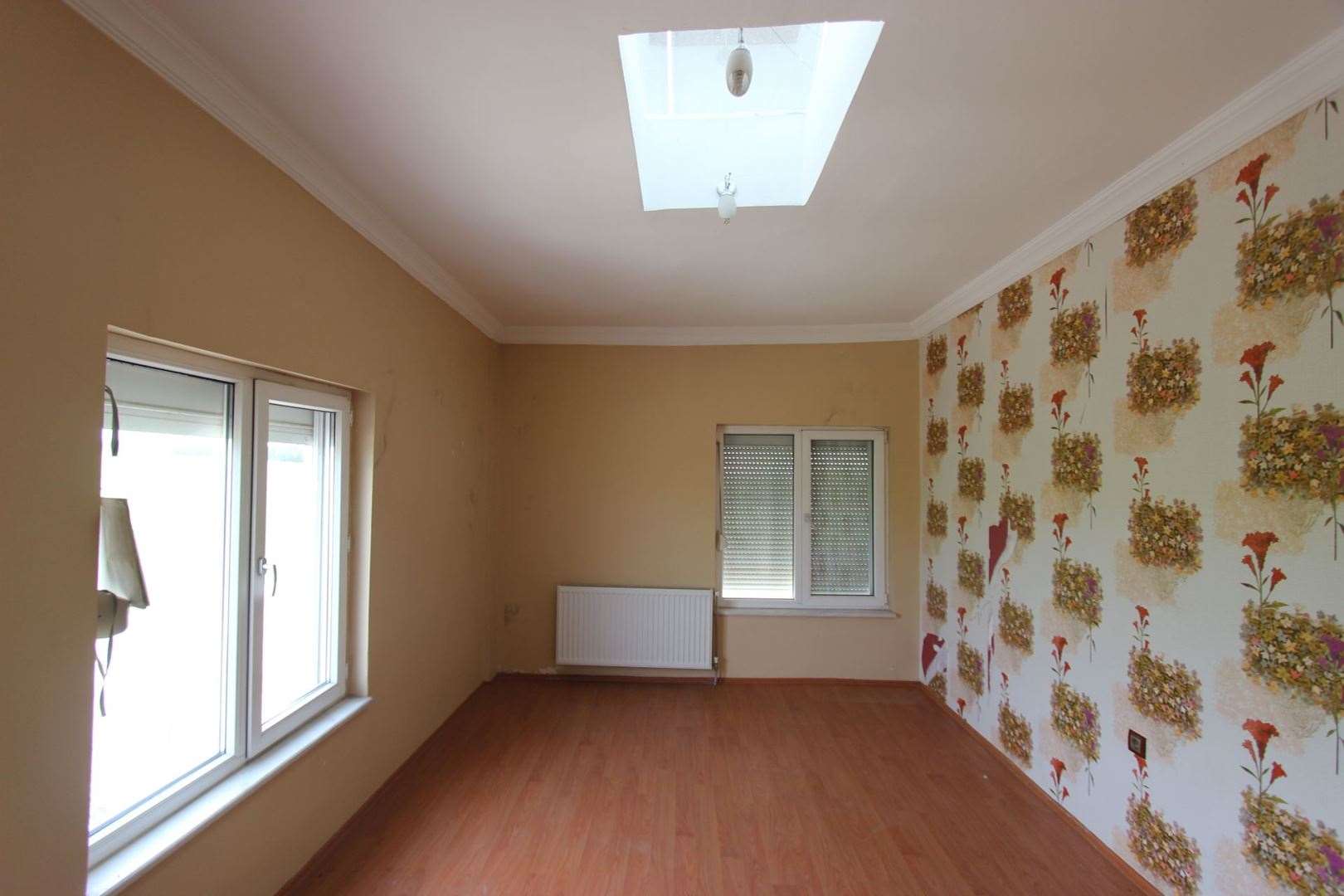 SİVAS YOLUNA CEPHE 415 M² SATILIK DÜKKAN, DUBLEKS EV İLE ARSASI /950000TL