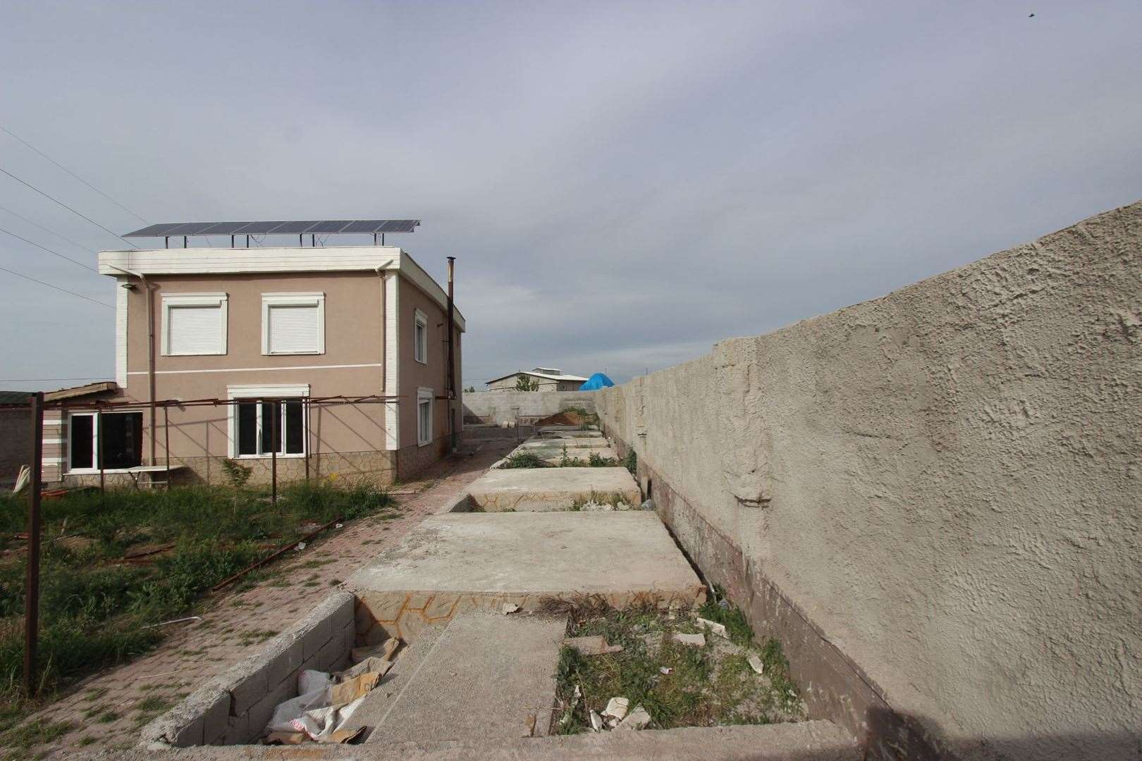 SİVAS YOLUNA CEPHE 415 M² SATILIK DÜKKAN, DUBLEKS EV İLE ARSASI /950000TL