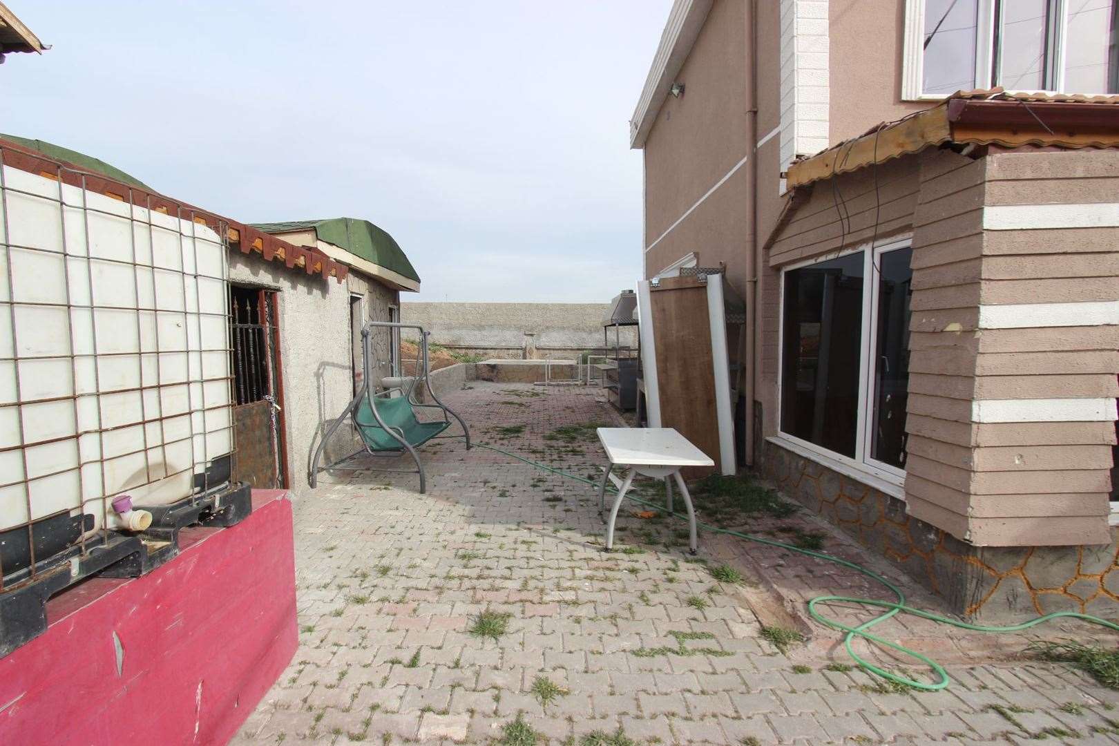 SİVAS YOLUNA CEPHE 415 M² SATILIK DÜKKAN, DUBLEKS EV İLE ARSASI /950000TL