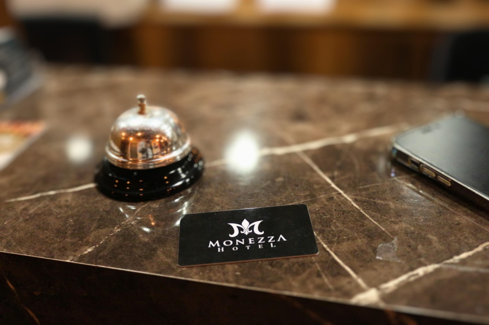 MALTEPE E-5 CEPHELİ 34 ODALI 1.500 M² KAT MÜLKİYETLİ HAZIR OTEL BİNASI VE İŞLETMESİYLE SATILIK HOTEL 